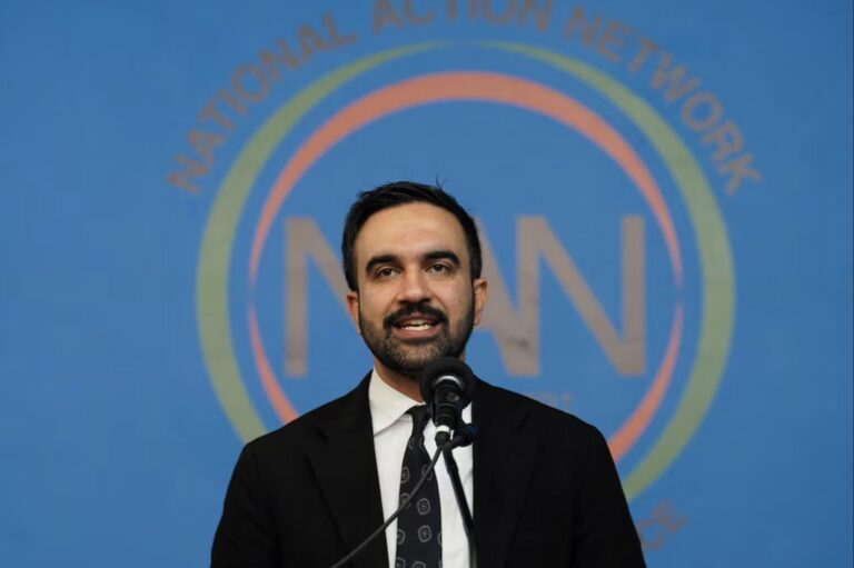 Casi un millón de neoyorquinos listos para huir si el ‘socialista’ Mamdani gana la alcaldía, revela una encuesta