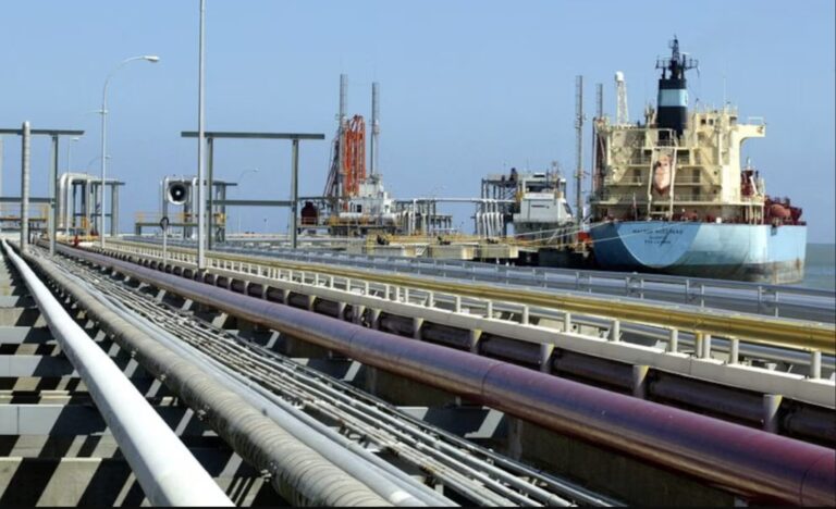 Chevron queda como único exportador en Venezuela tras la captura de Maduro y el bloqueo a China
