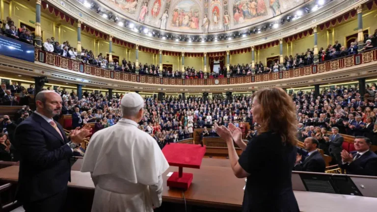 Histórico discurso en el Congreso español: León XIV aboga por el diálogo y la unidad en su tercera jornada en Madrid