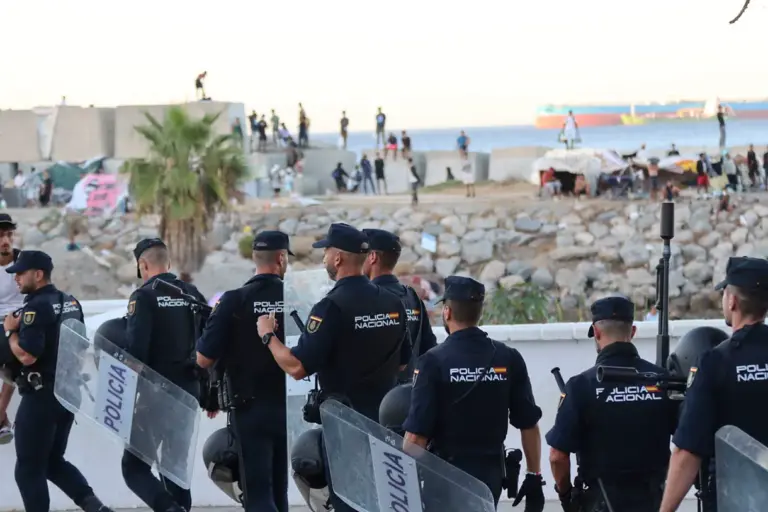Un mes de desgobierno en Ceuta: la frontera rota y una crisis de Estado sin respuesta